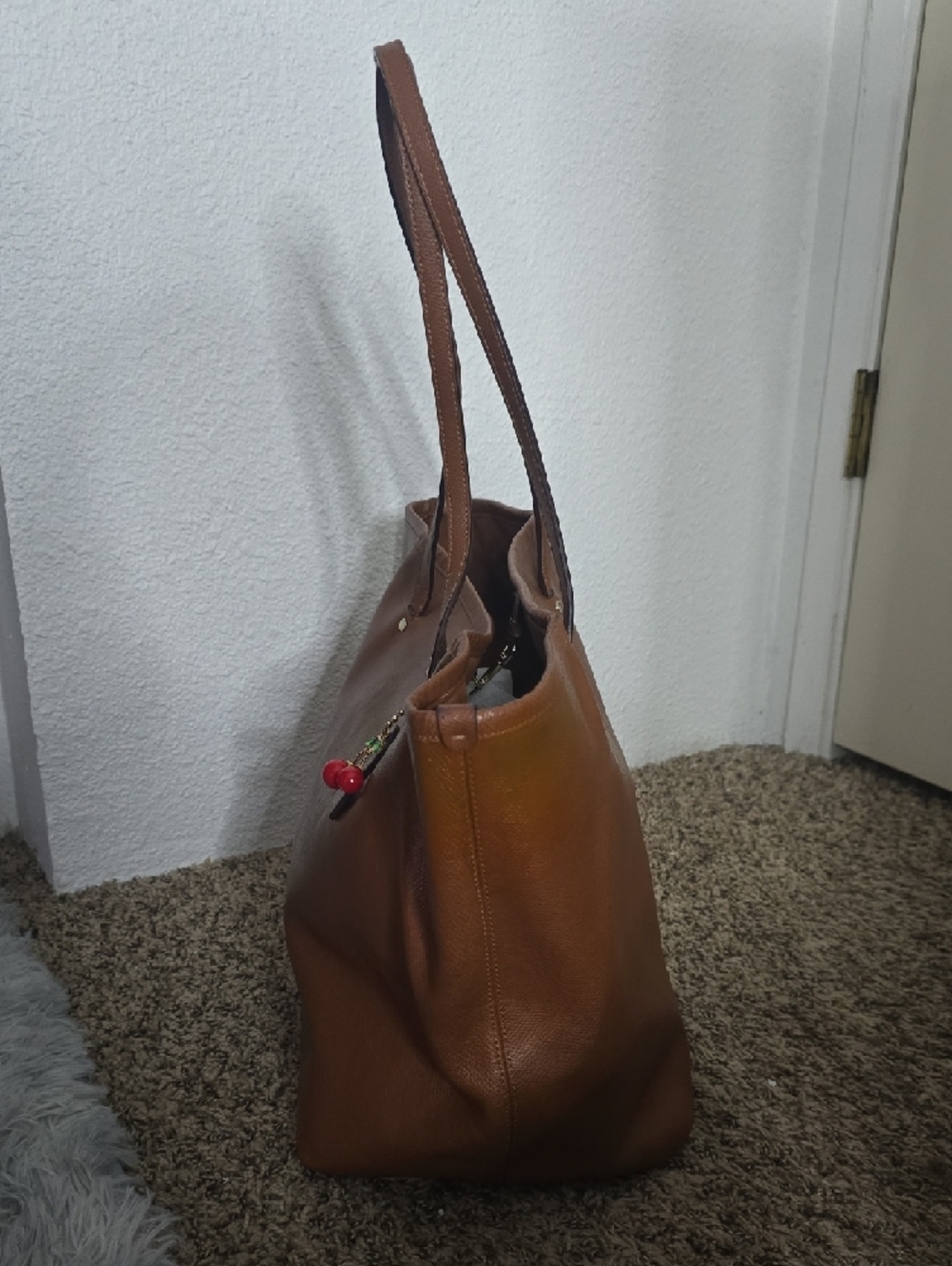 Coach Brown Leather Large Tote Bag W/ Gold Hardware (GOOD)(READ)✨️🤎✨️ - Picture 7 of 15